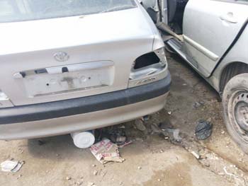99 MODEL TOYOTA AVENSİS ÇIKMA TAMPON BANTI